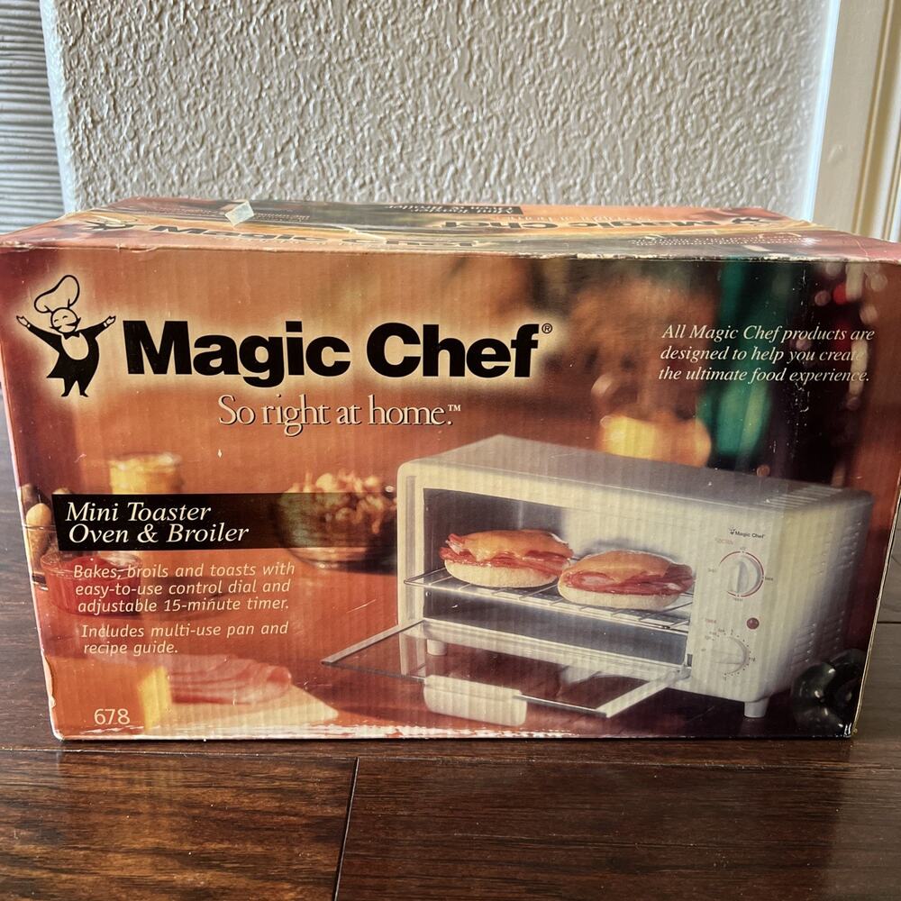 NEW VTG Magic Chef Mini Toaster Oven & Broiler 678 Vintage 1999 White SEALED
